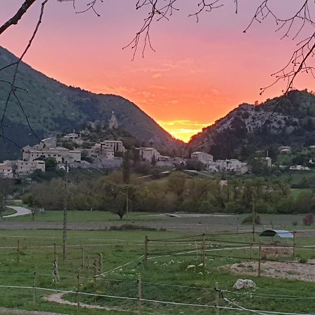 Mas De Reilhanette Montbrun-les-Bains Esterno foto